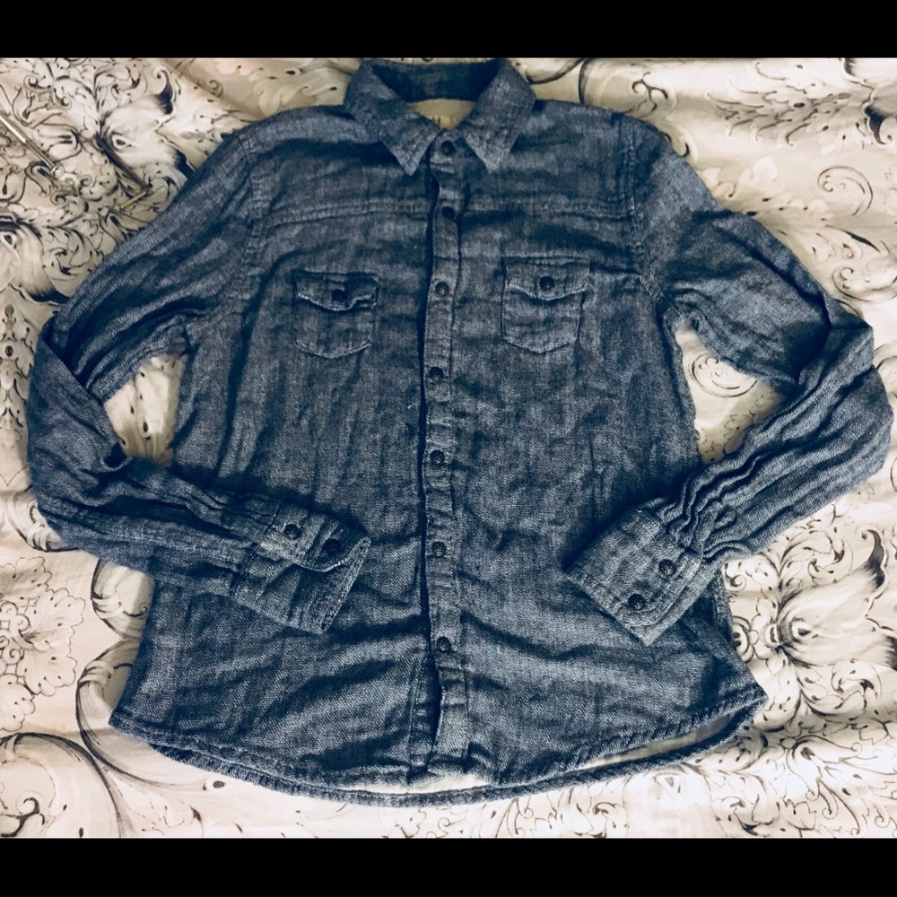 Joe’s Jeans Denim Shirt 💕 Only worn twice!!